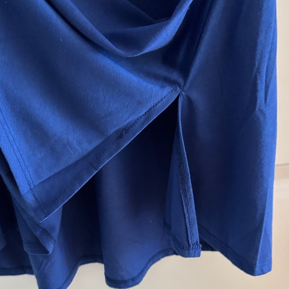 LuLaRoe Deep Blue Short Sleeve Top - Picture 4 of 5